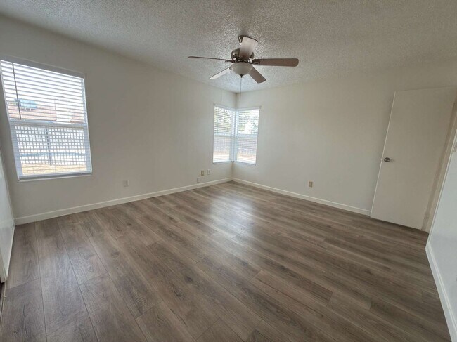 Foto del edificio - 14814 N 59th Dr
