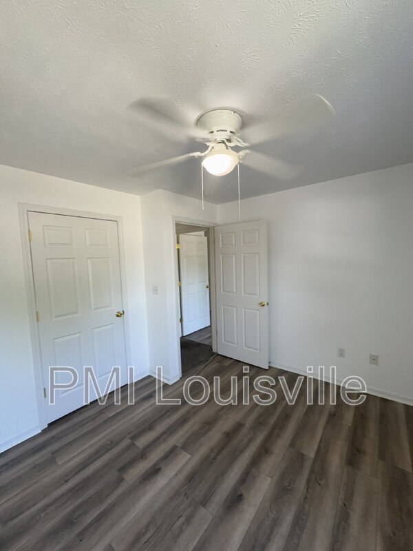 Building Photo - 9303 Stonestreet Rd