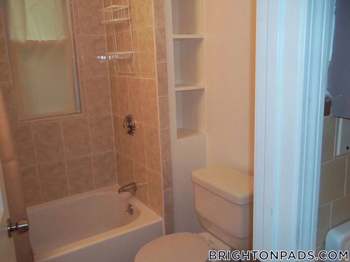 Foto del edificio - 72 Antwerp St