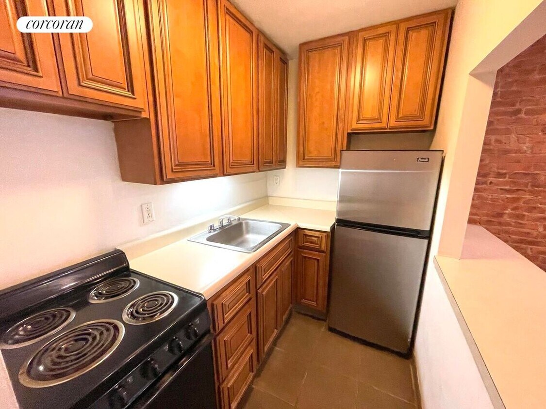 Foto del edificio - 1674 3rd Ave