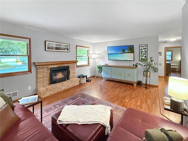 Foto del edificio - 2946 Sumter Ave N