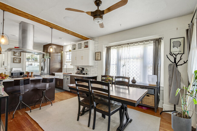 Foto del edificio - 5103 SE 64th Ave