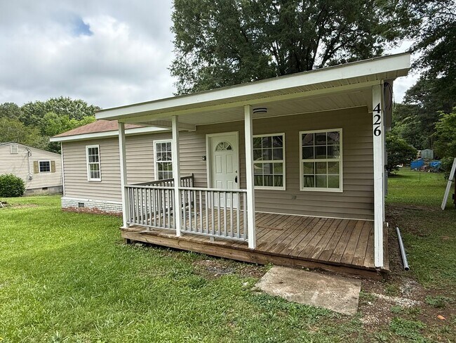 Foto del edificio - 3 Bedroom/1 Bath home for rent in Norwood