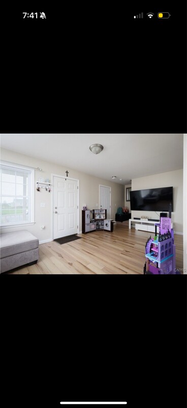 Foto del edificio - 10029 Ash St