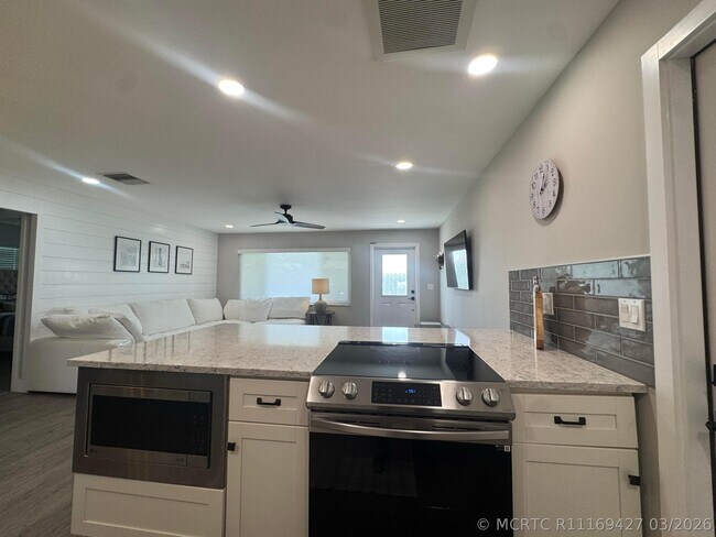 Foto del edificio - 108 SW 9th St