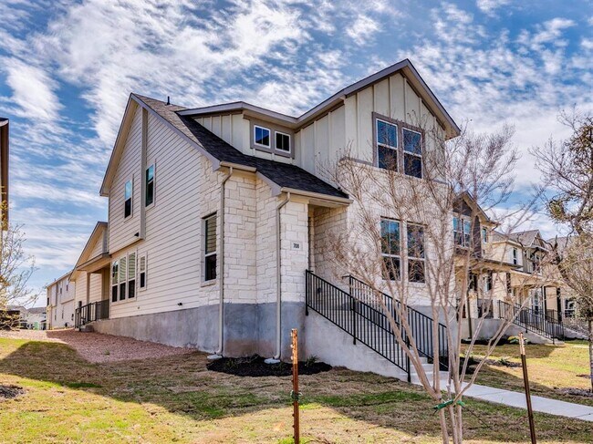 Foto del edificio - 708 Lone Peak Wy