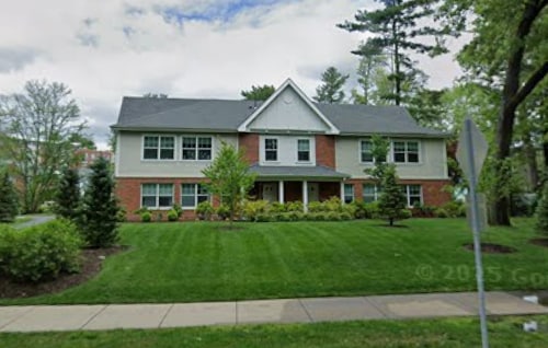 Primary Photo - 302 Ellery Ct