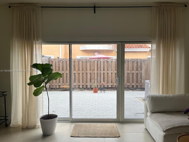 Building Photo - 14305 SW 57th Ln