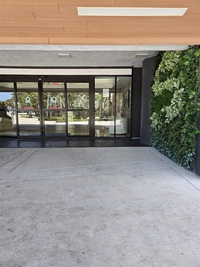 Foto del edificio - 200 SE 15th Rd