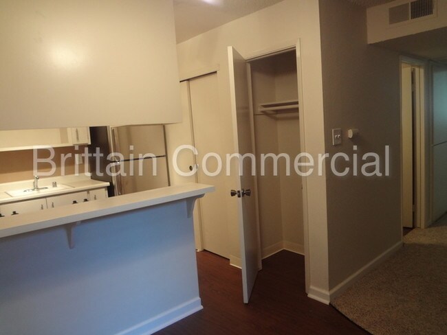 Building Photo - 2818 O St