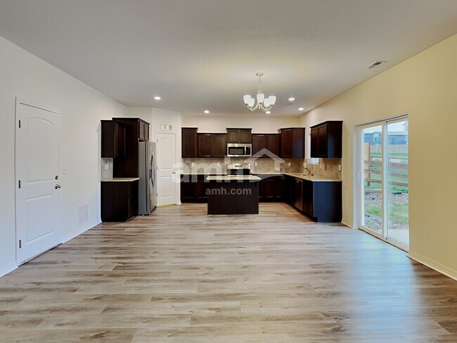 Foto del edificio - 6441 Stonefly Dr