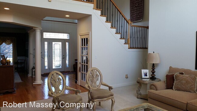 Foto del edificio - 5 br, 4.5 bath House - 5407 Merribrook Lane