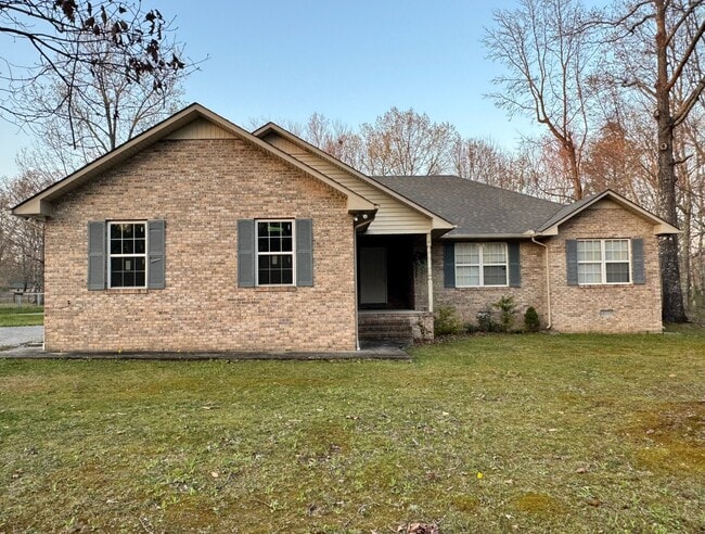 Building Photo - 72 Sharon Dr
