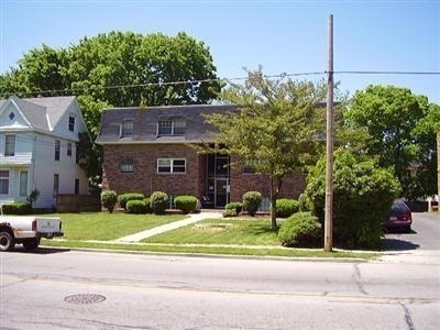 Building Photo - Anthony Wayne Apartments