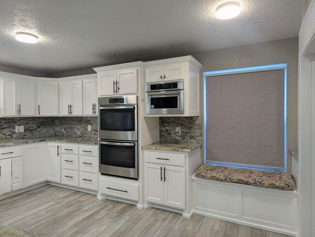 Building Photo - Spacious Noble Home with Open-Concept Kitchen, Storm Shelter & Workshop Space!