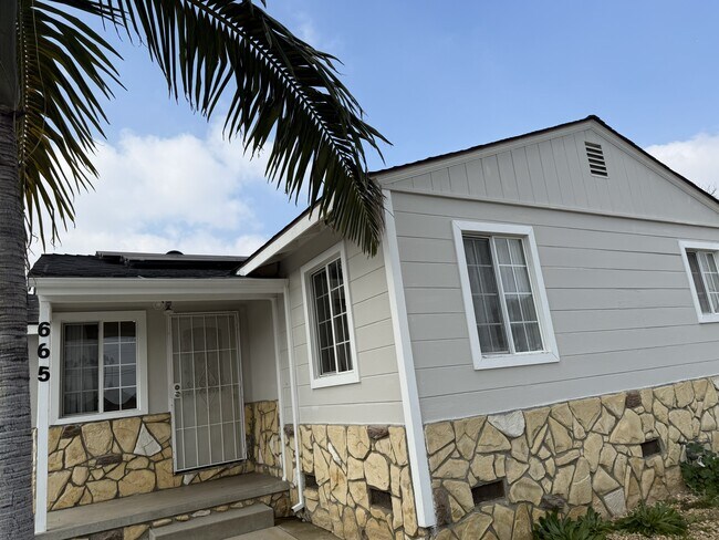 Foto del edificio - 665 Larimore Ave