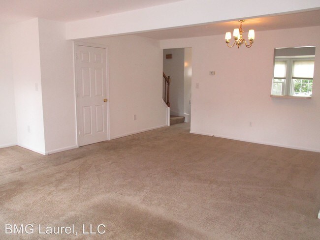 Building Photo - 213 College Station Dr