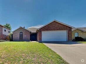 Building Photo - 819 Havenbrook Dr
