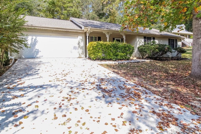 Foto del edificio - 3010 Randolph Ct NE