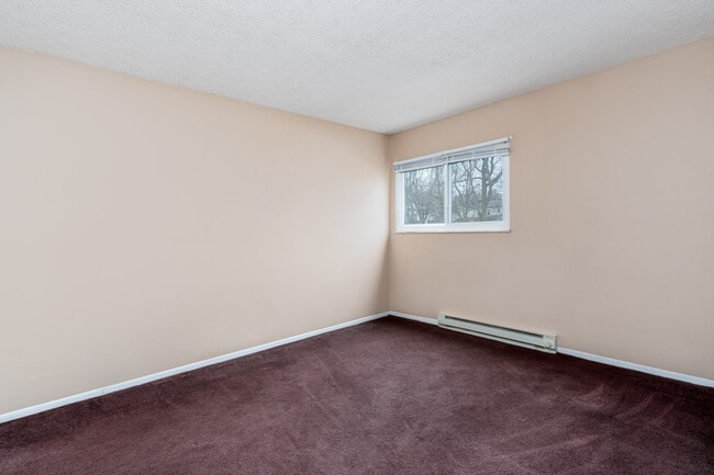 Building Photo - Pleasant View Apartments