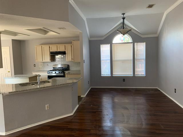 Foto principal - 2024 Austin Dr