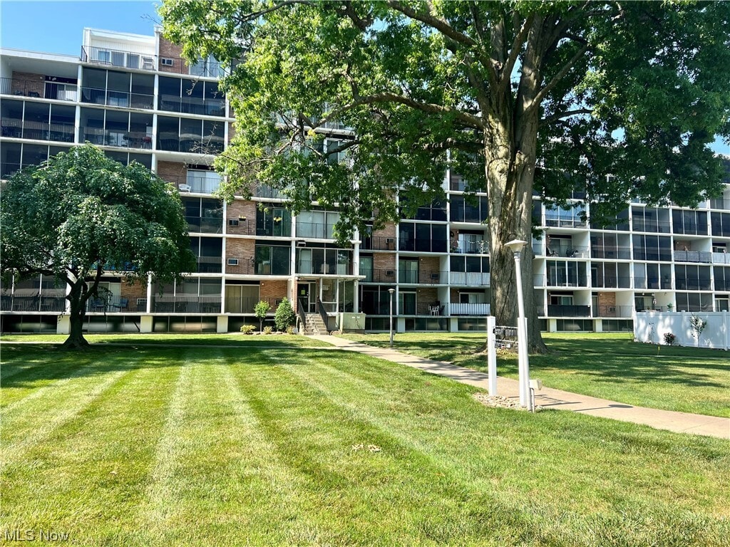 2331 E Market St Unit 608, Akron, OH 44312 Condo for Rent in Akron