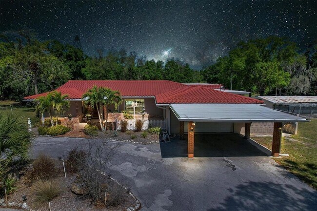 Foto del edificio - 2605 Desoto Rd