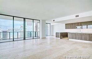 Primary Photo - 4 br, 3.5 bath Condo - 88 SW 7th St Apt 3800