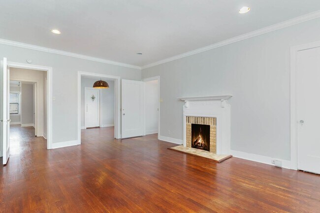 Foto del edificio - 4008 Herschel Ave