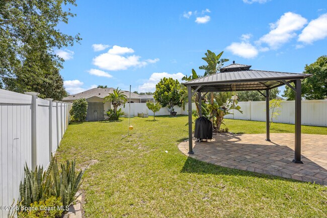 Building Photo - 1236 Alaqua Way