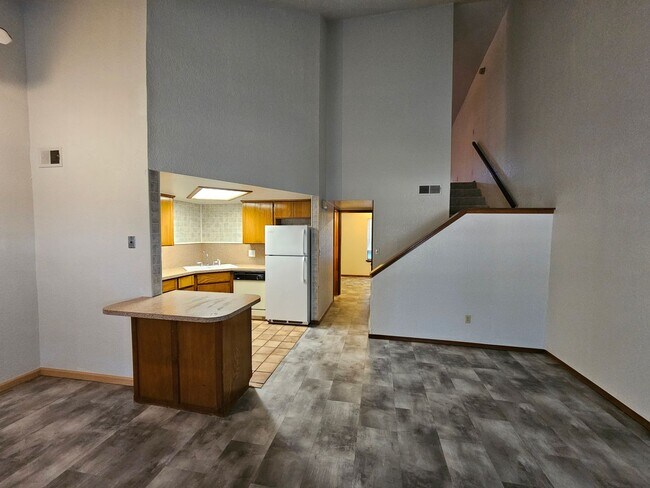Foto del edificio - 130 W Hayes St