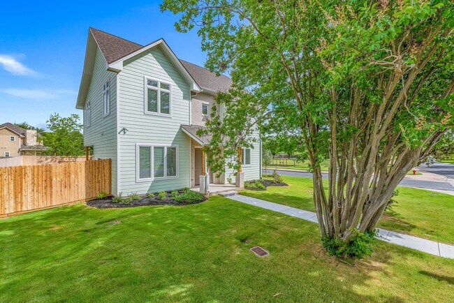 Foto del edificio - New Build 4 Bed, 4.5 Bath Home in Eastgate...