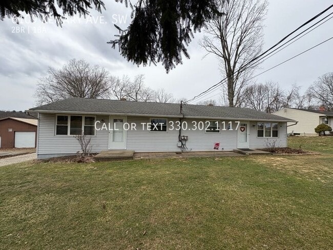 Building Photo - 2 Bedroom 1 Bathroom Duplex for rent