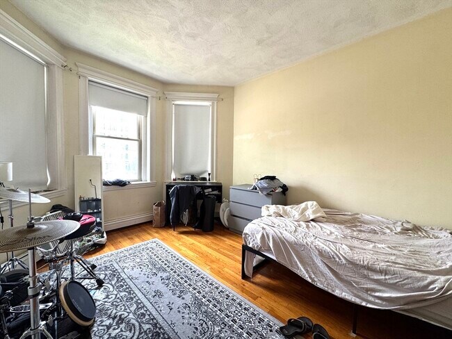 Foto del edificio - 1645 Commonwealth Ave