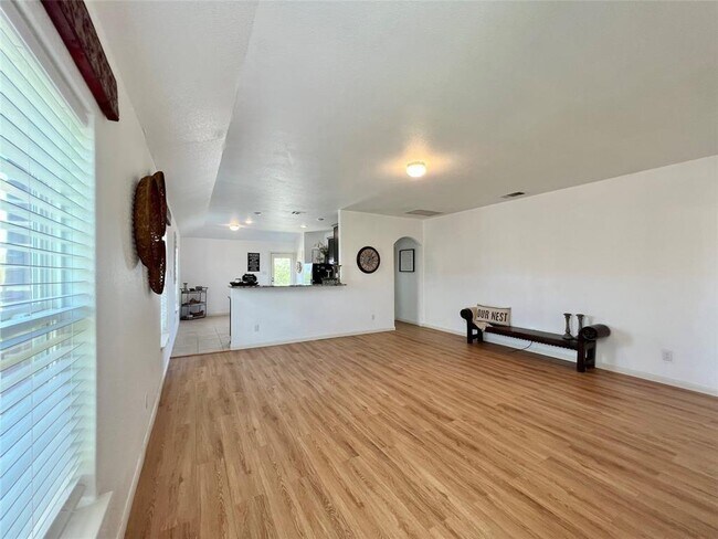 Building Photo - 20217 Grover Cleveland Way
