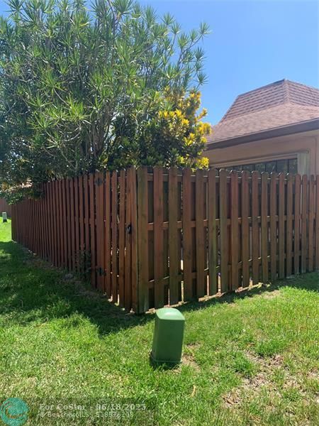 Foto del edificio - 2516 SW 74th Terrace