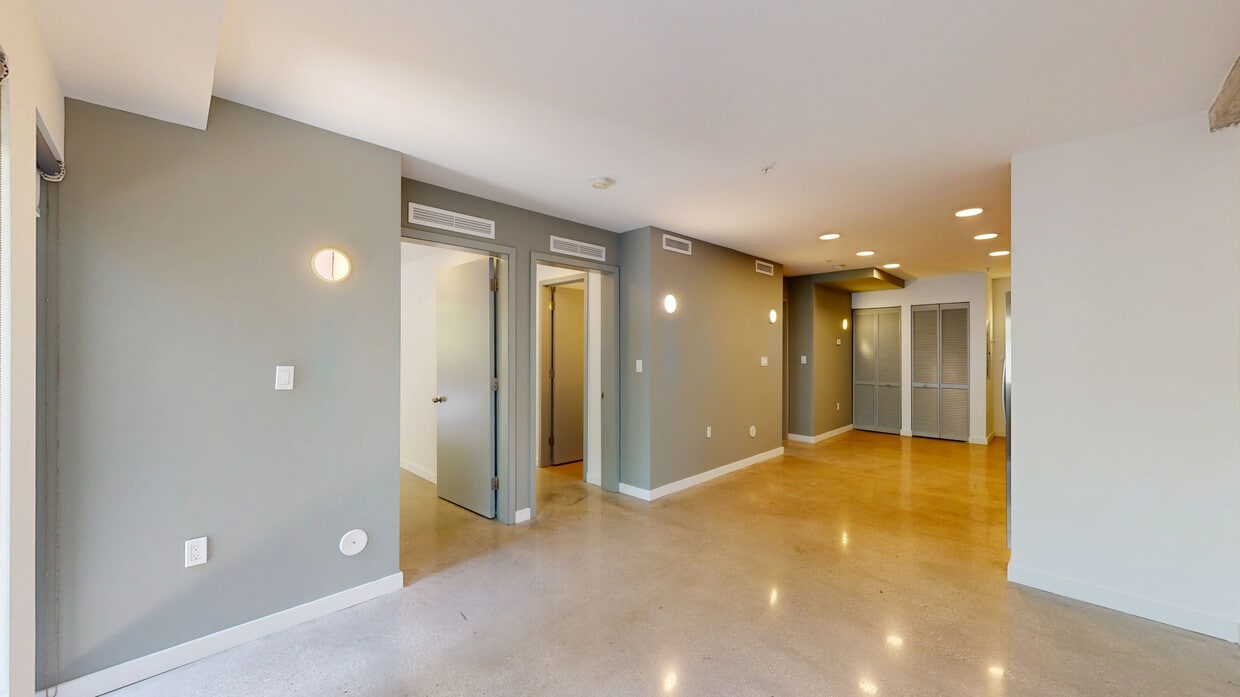 Photo - House 57