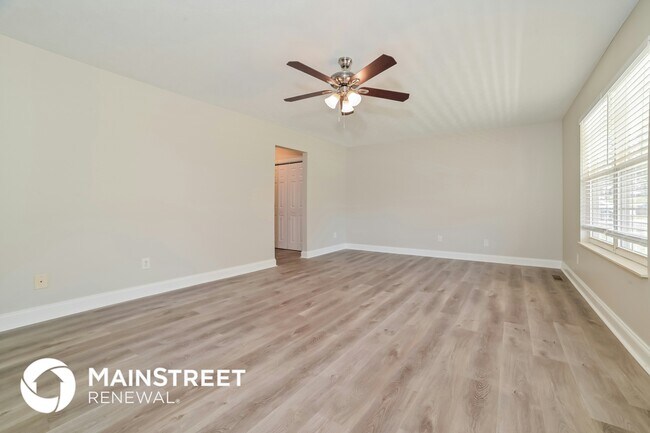 Foto del edificio - 3821 Hillside Terrace Ln