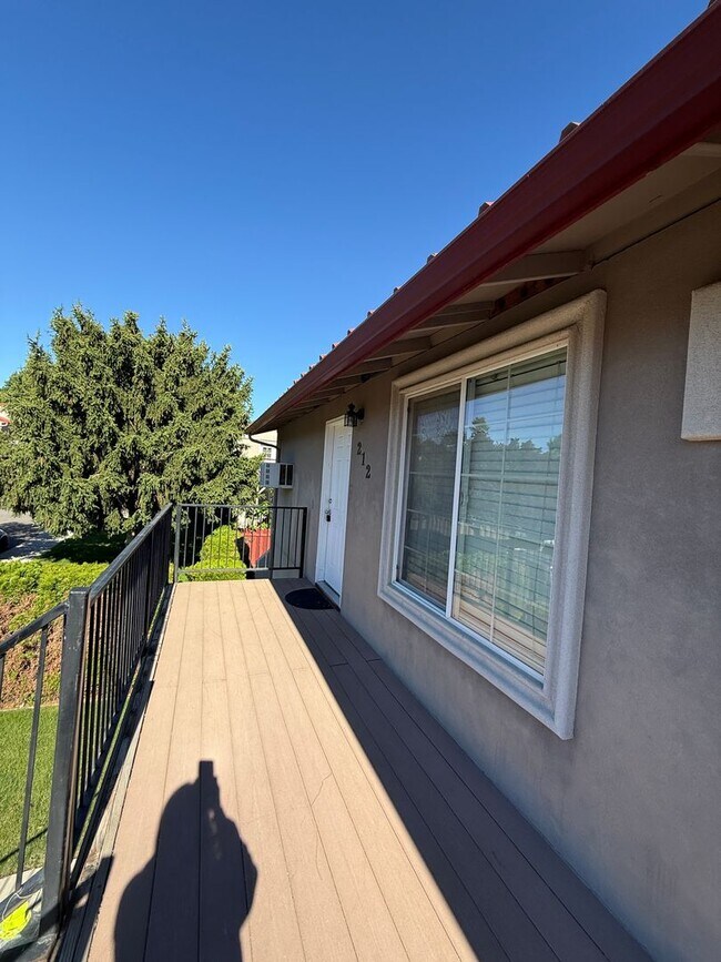 Foto del edificio - Updated 2-Bedroom Condo West Richland
