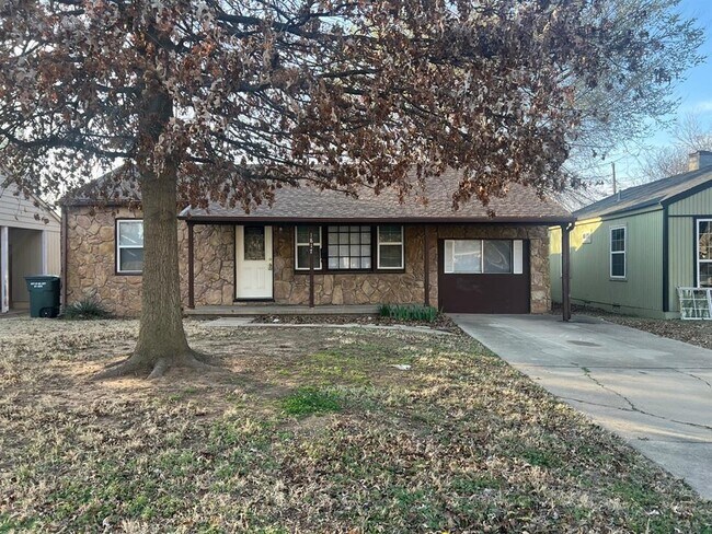 Foto del edificio - 1817 Breckenridge Dr