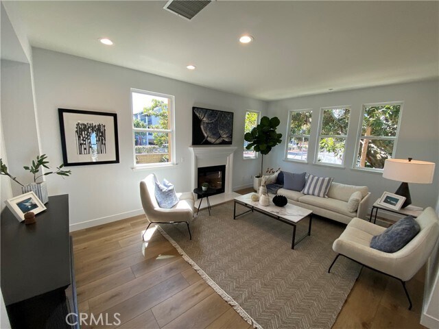 Building Photo - 10 Nautical Mile Dr