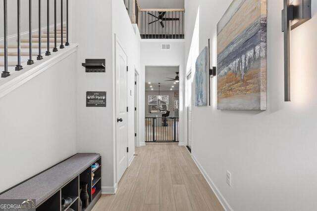 Foto del edificio - 165 Tulip Dr