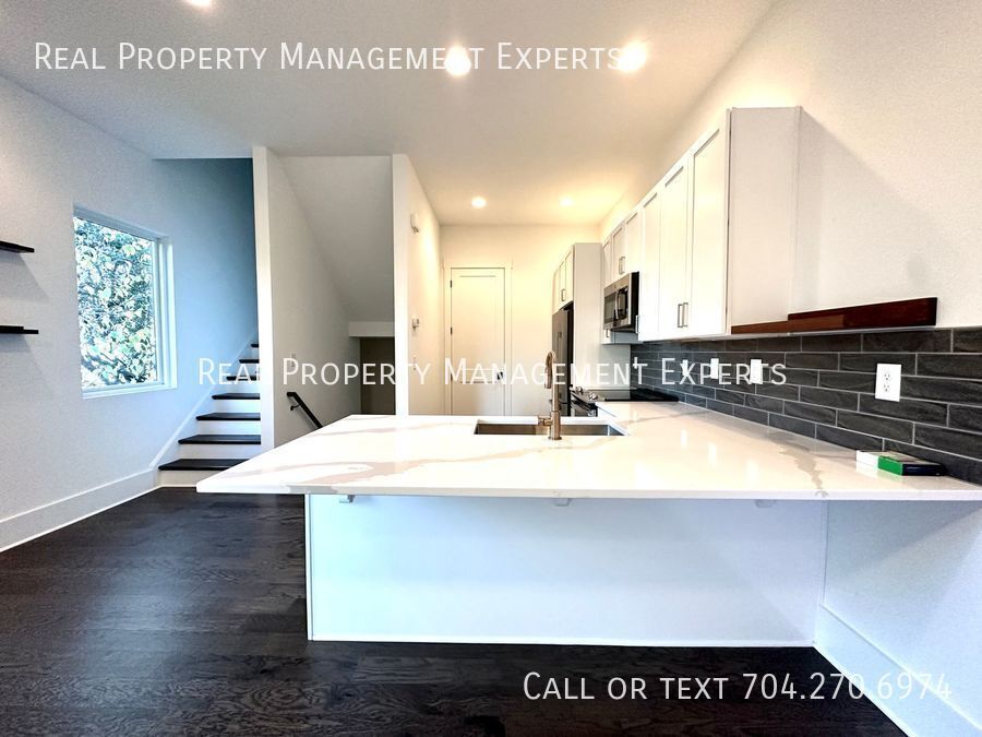 Foto principal - 1004 Margaret Brown St