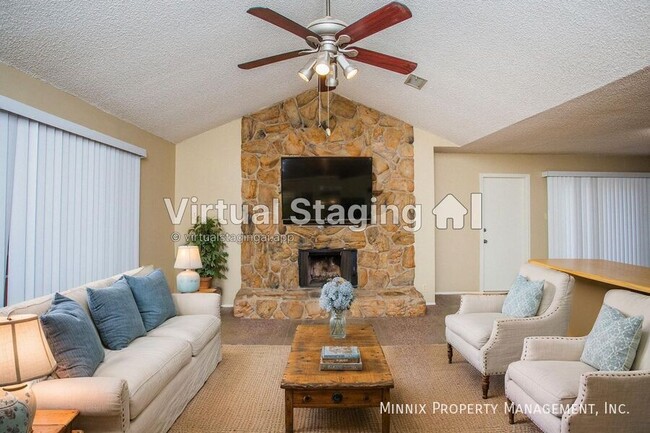 Foto del edificio - 4701 Country Club Dr