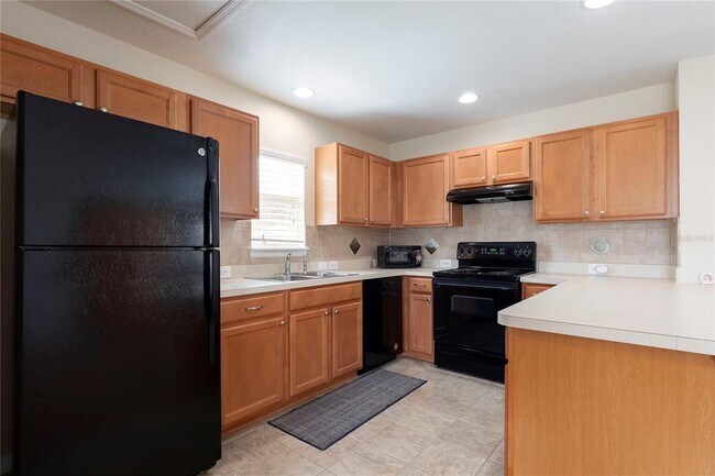 Building Photo - 2020 Shaw Ln
