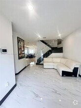 Building Photo - 10414 NW 67th St