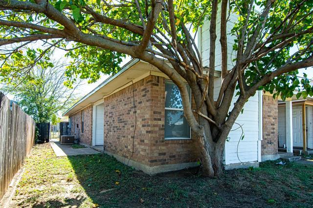 Foto del edificio - 3406 Heritage Ln