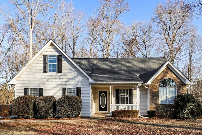 Building Photo - 229 Pebble Creek Dr