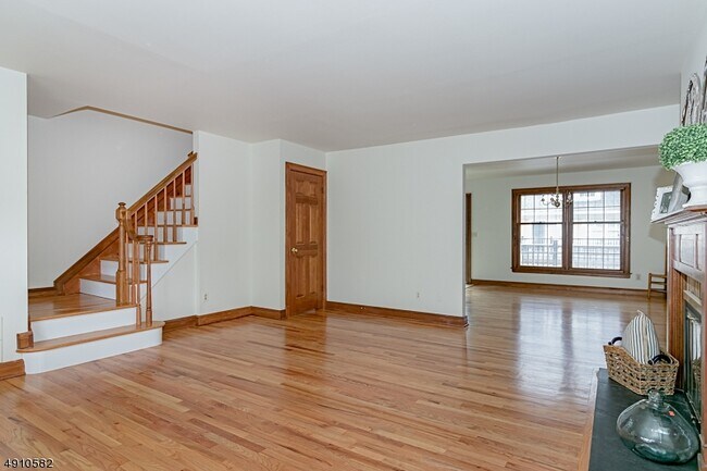 Foto del edificio - 30 Springfield Ave