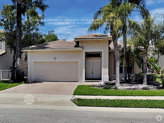 Building Photo - 1422 SW 158th Ave